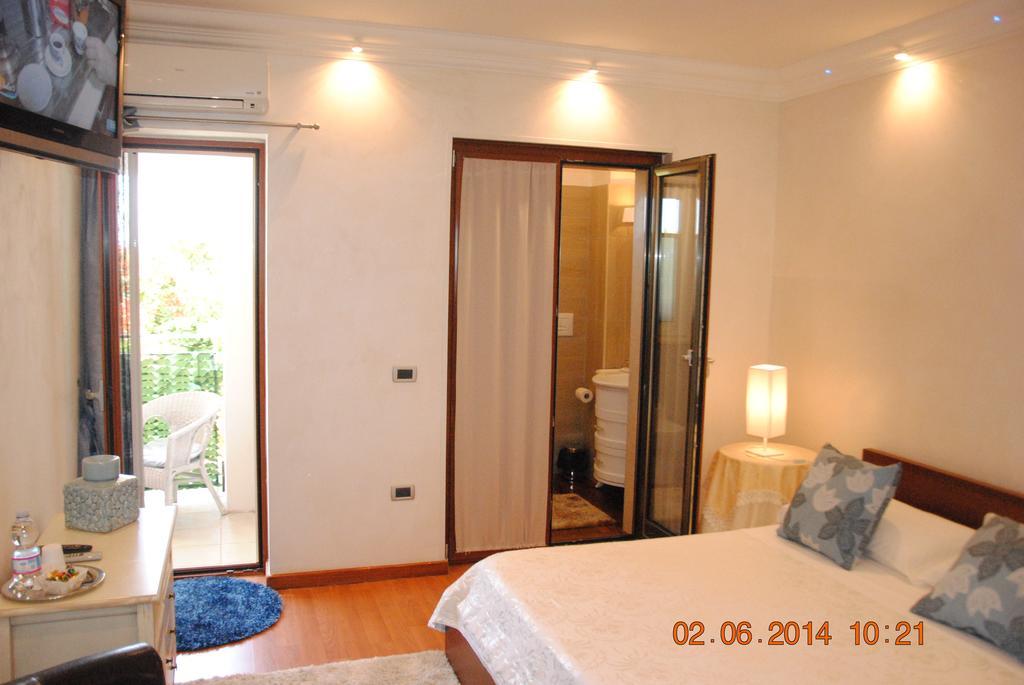 Relais Villa Stella Tarente Buitenkant foto