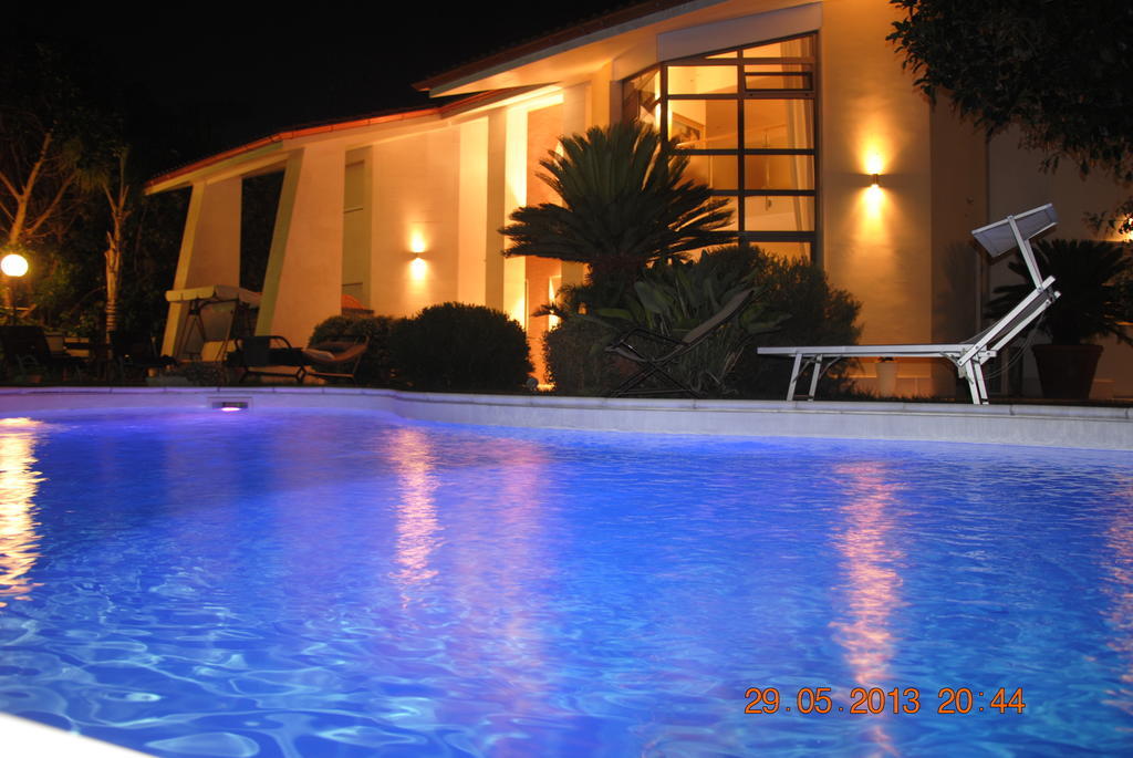 Relais Villa Stella Tarente Buitenkant foto